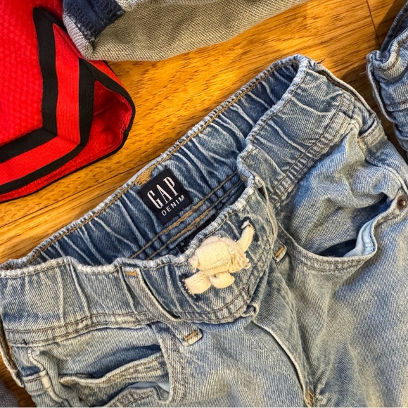 HUGE LOT Boys Size 6 7 8 S M GAP TEA H&M J.CREW NIKE Jeans Pants Sweatshirts - Picture 9 of 16